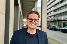Yannoh Mügge, stellvertretender Pressesprecher der Senatorin für Bau, Mobilität und Stadtentwicklung